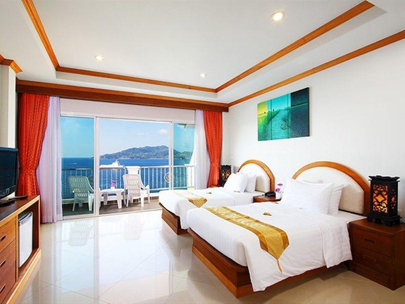 Blue Beach Club & Resort Patong Buitenkant foto