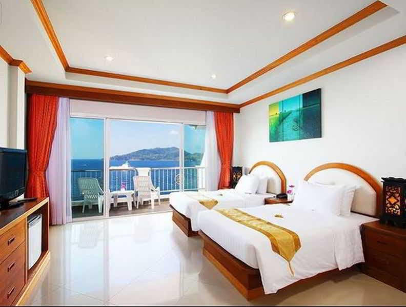 Blue Beach Club & Resort Patong Buitenkant foto